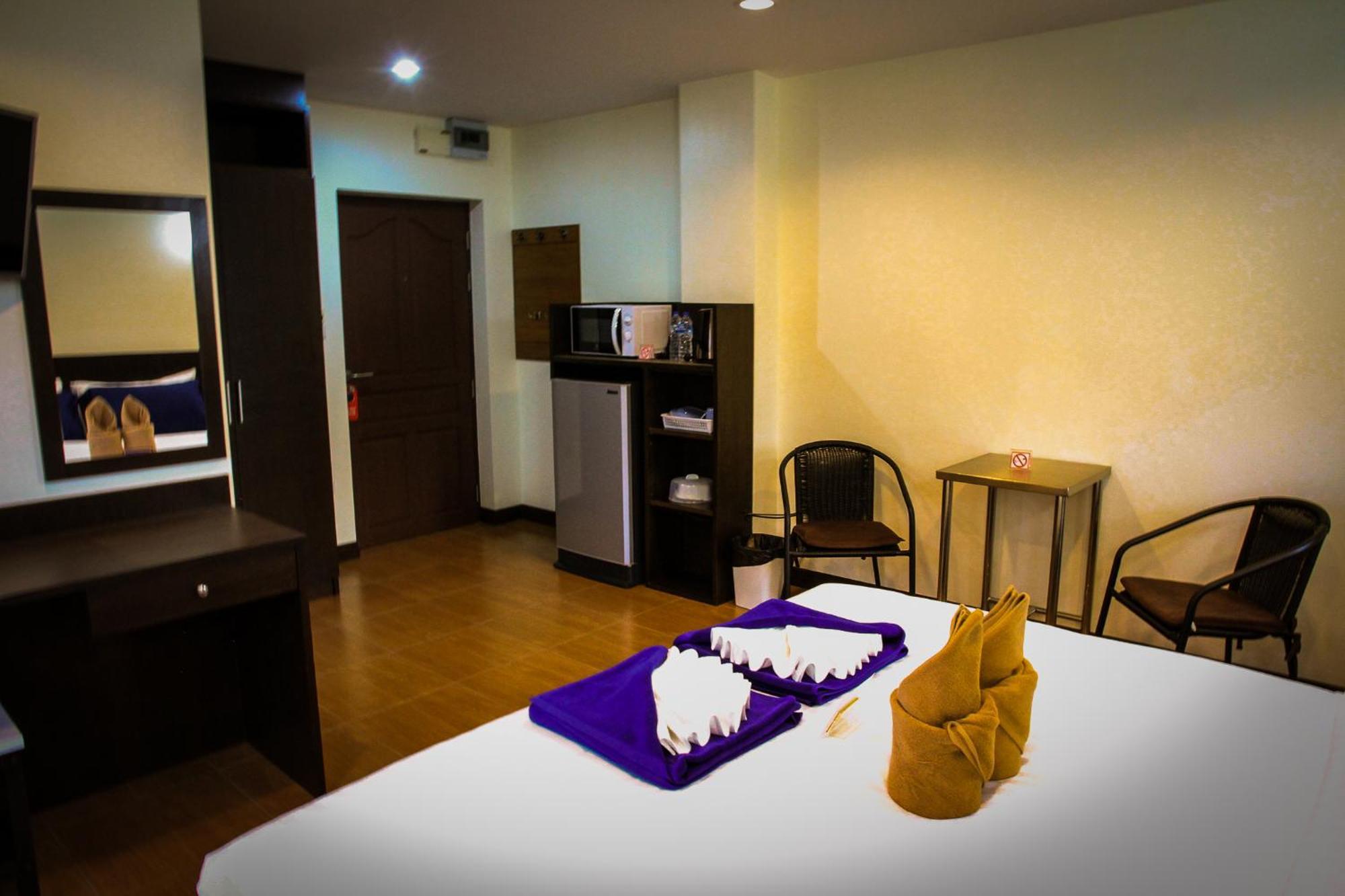 Sky Villa Hua Hin Guesthouse - Adults-Only מראה חיצוני תמונה