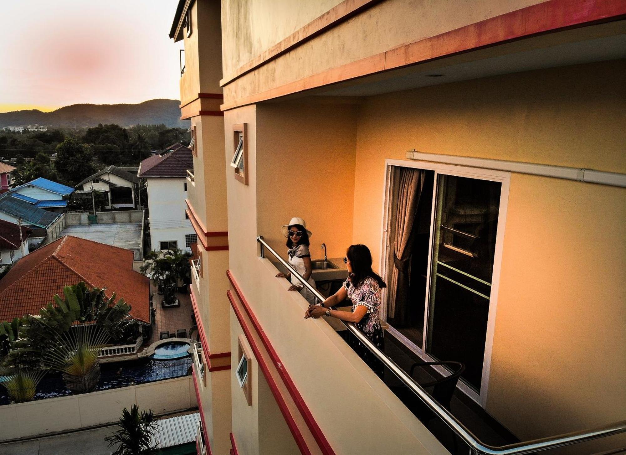 Sky Villa Hua Hin Guesthouse - Adults-Only מראה חיצוני תמונה